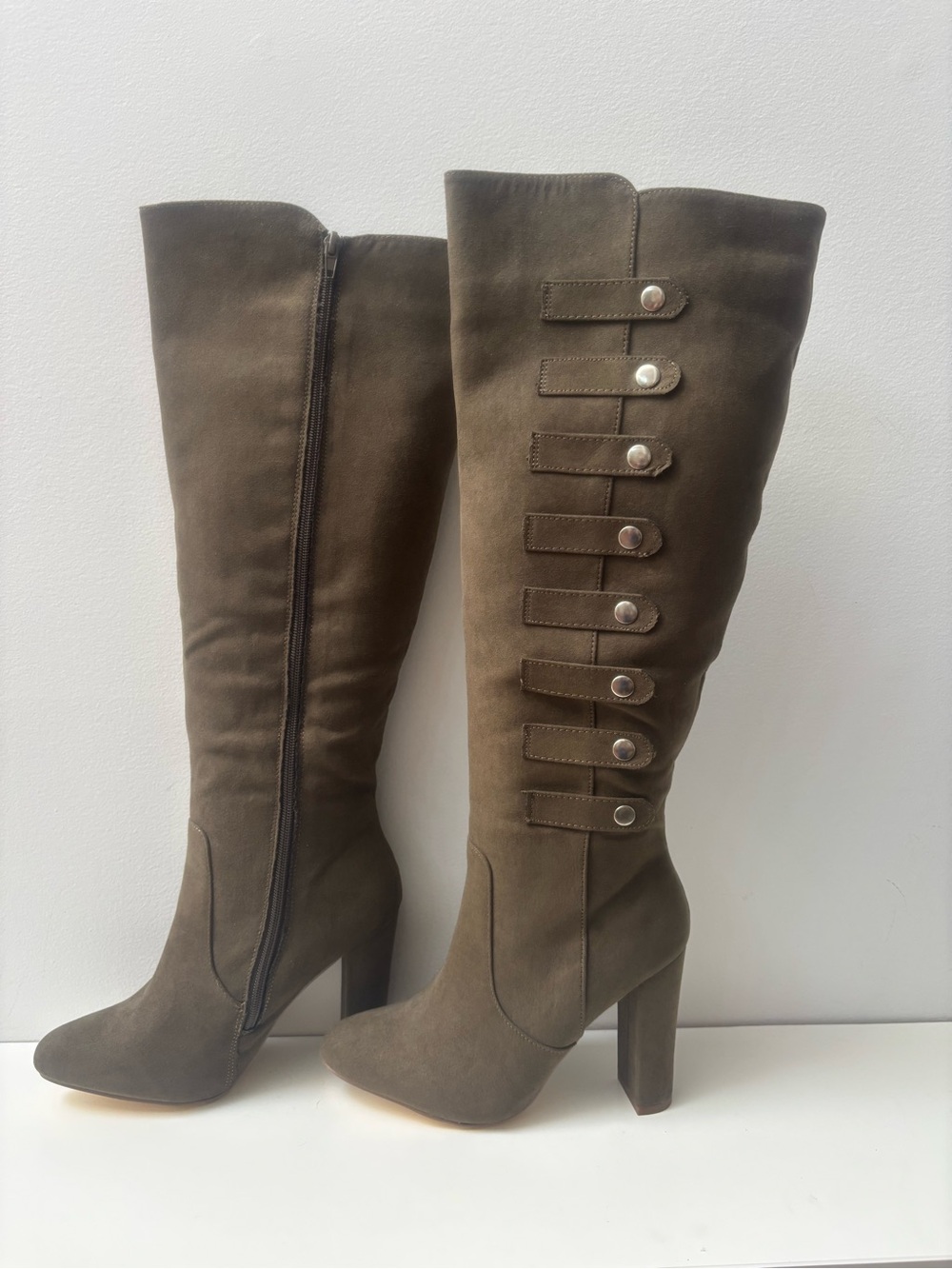 VENUS Olive Tall High-Heel Button-Accent Boots